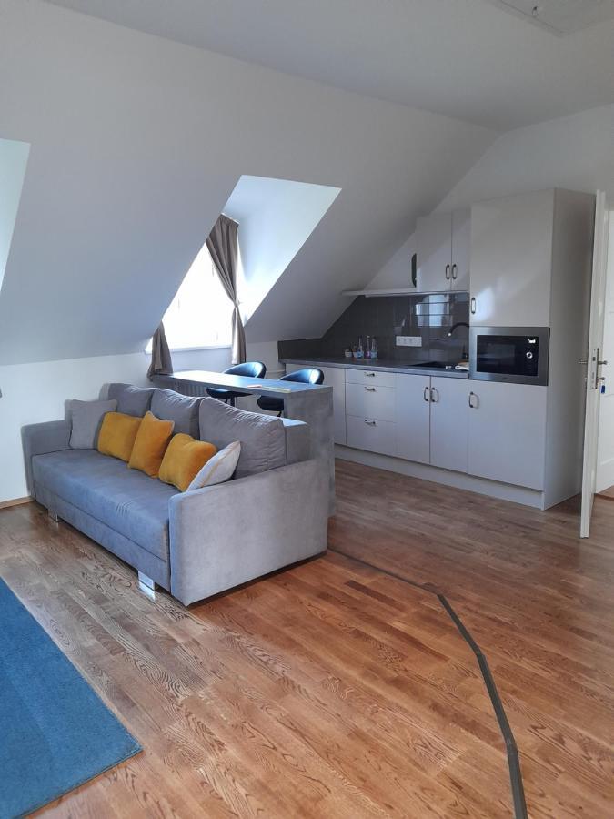 Bed and Breakfast Rosenberg Kuria Taplanszentkereszt Zewnętrze zdjęcie